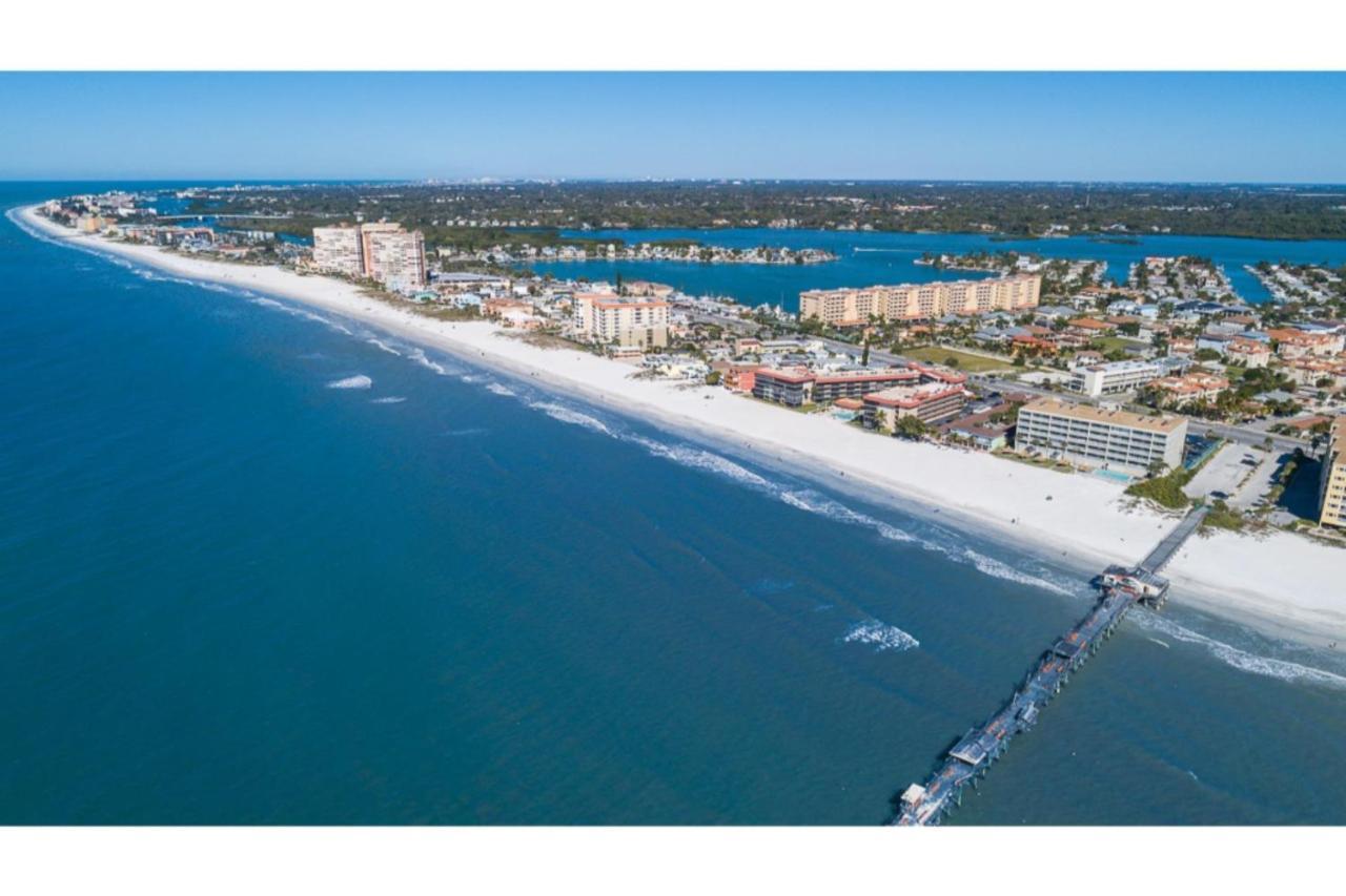 Gorgeous 3 Bedroom Condo In The Perfect Locationseaoats302 St. Pete Beach Exterior photo