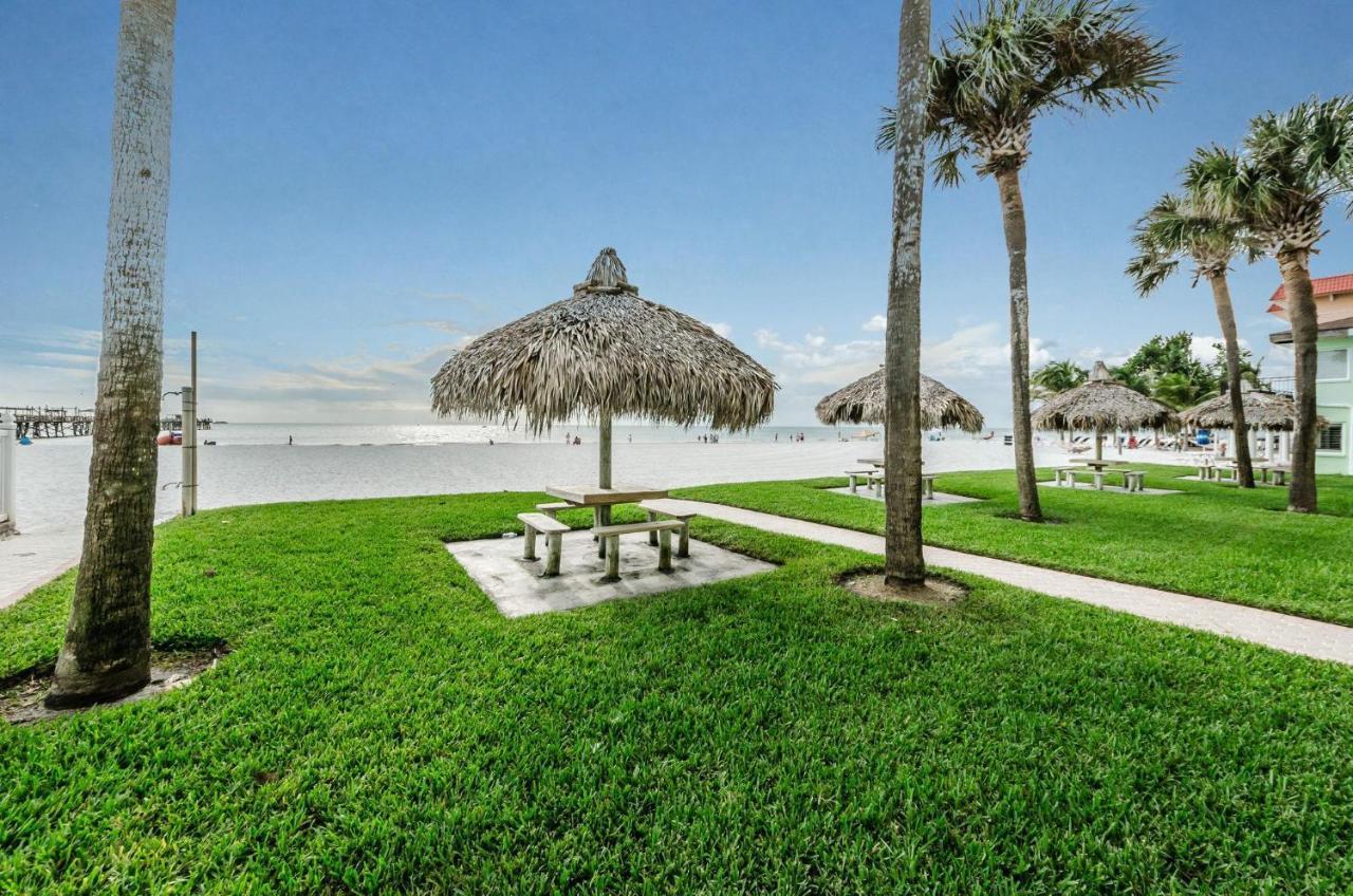 Gorgeous 3 Bedroom Condo In The Perfect Locationseaoats302 St. Pete Beach Exterior photo