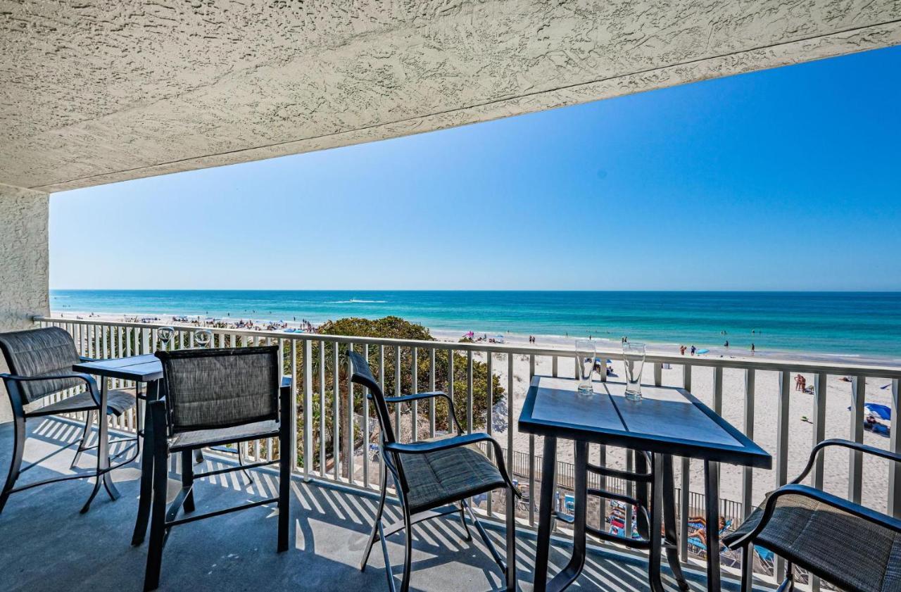 Gorgeous 3 Bedroom Condo In The Perfect Locationseaoats302 St. Pete Beach Exterior photo