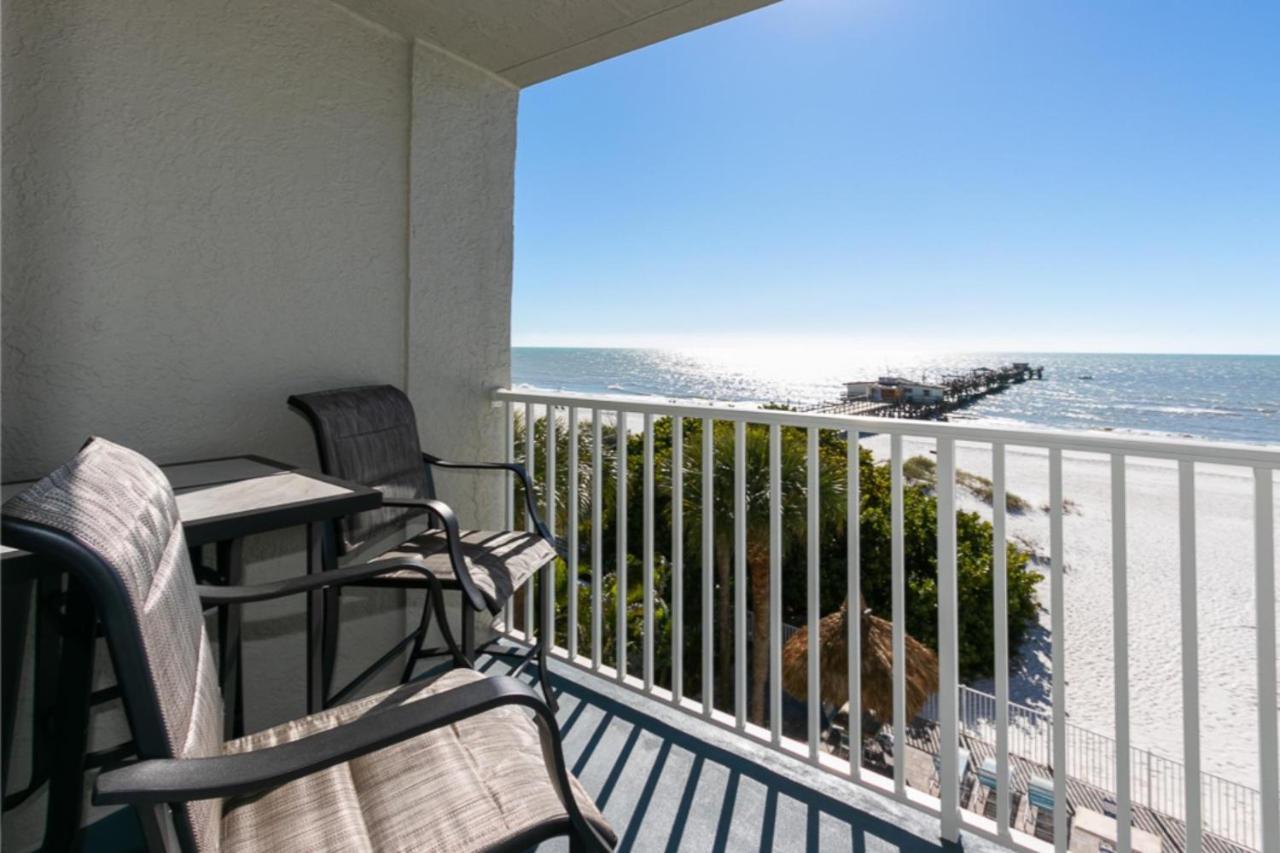 Gorgeous 3 Bedroom Condo In The Perfect Locationseaoats302 St. Pete Beach Exterior photo