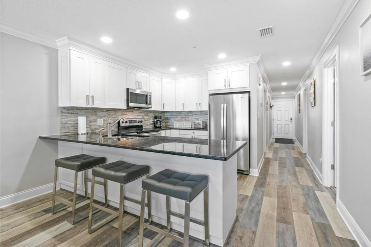 Gorgeous 3 Bedroom Condo In The Perfect Locationseaoats302 St. Pete Beach Exterior photo